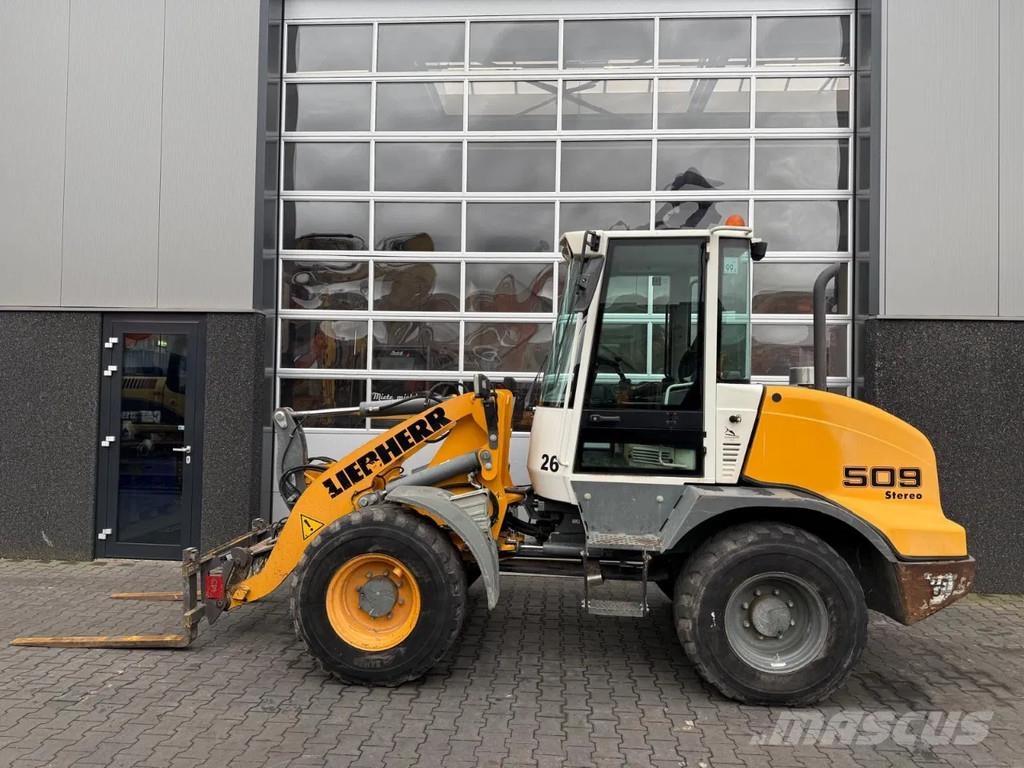 Liebherr L509 Naudoti ratiniai krautuvai