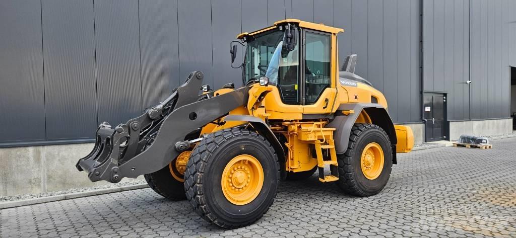 Volvo L 70 H Naudoti ratiniai krautuvai