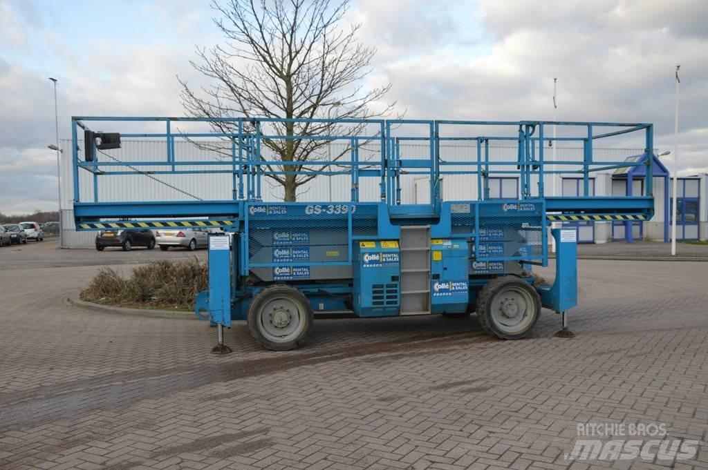 Genie GS3390 RT Žirkliniai keltuvai