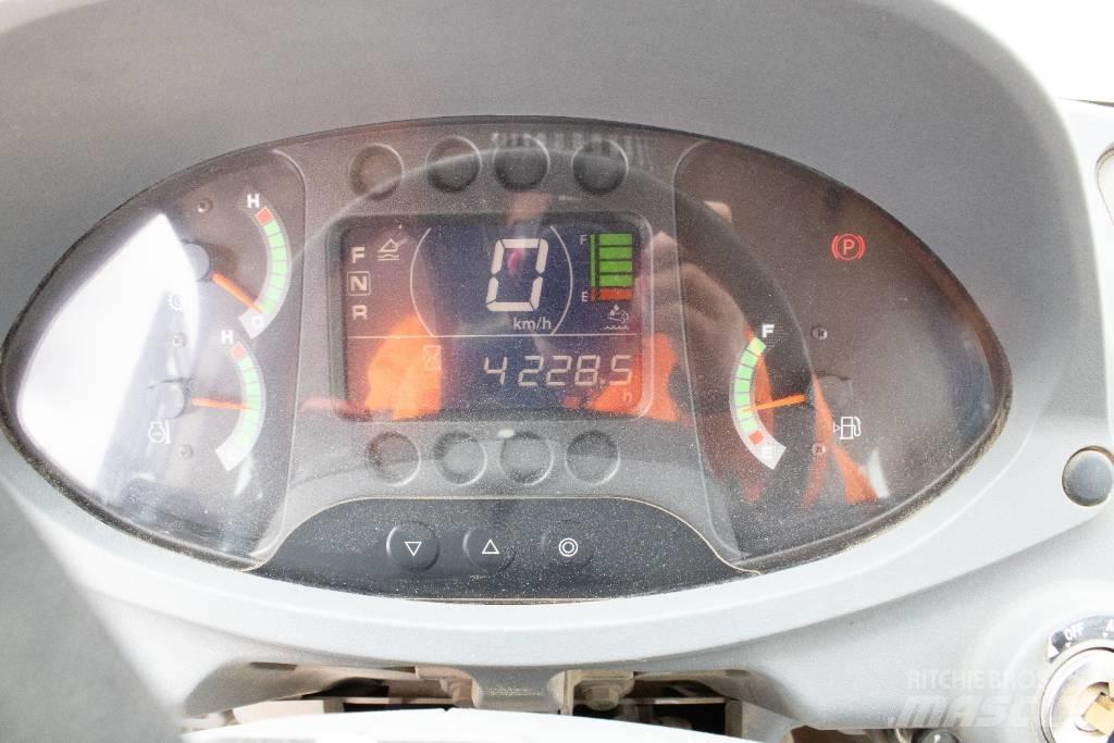 Hitachi ZW150-6 Naudoti ratiniai krautuvai