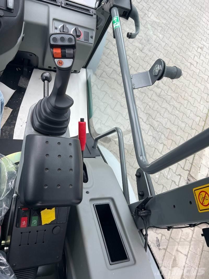 Kramer KL 43.8L Naudoti ratiniai krautuvai