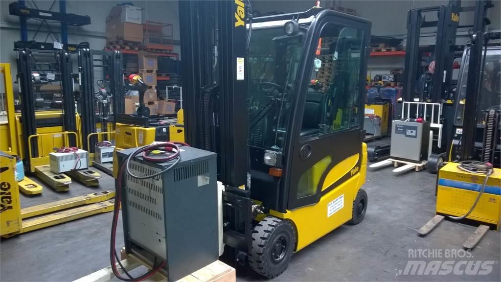 Yale ERP16VF Elektriniai šakiniai krautuvai