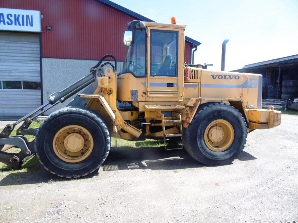 Volvo L90B Naudoti ratiniai krautuvai