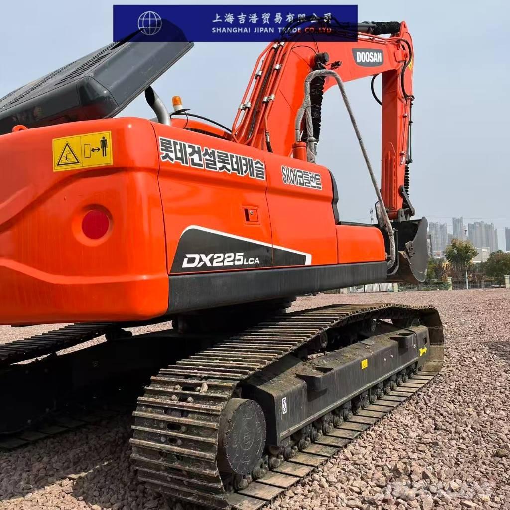 Doosan DX 225 Vikšriniai ekskavatoriai