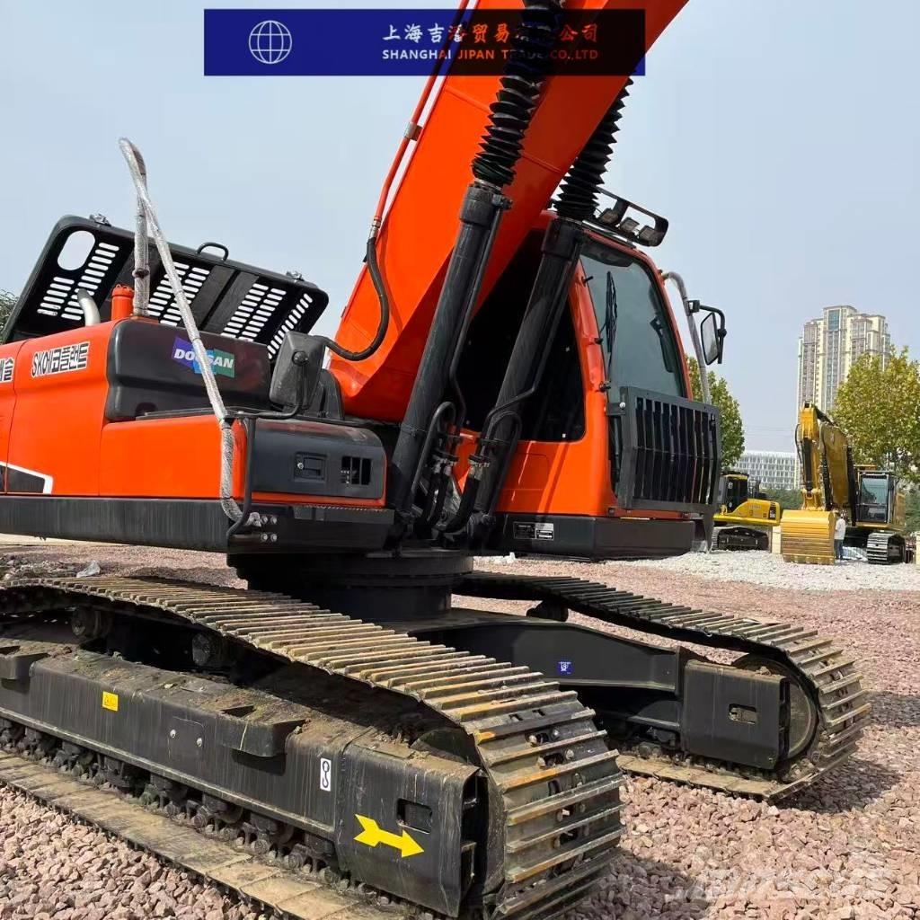 Doosan DX 225 Vikšriniai ekskavatoriai