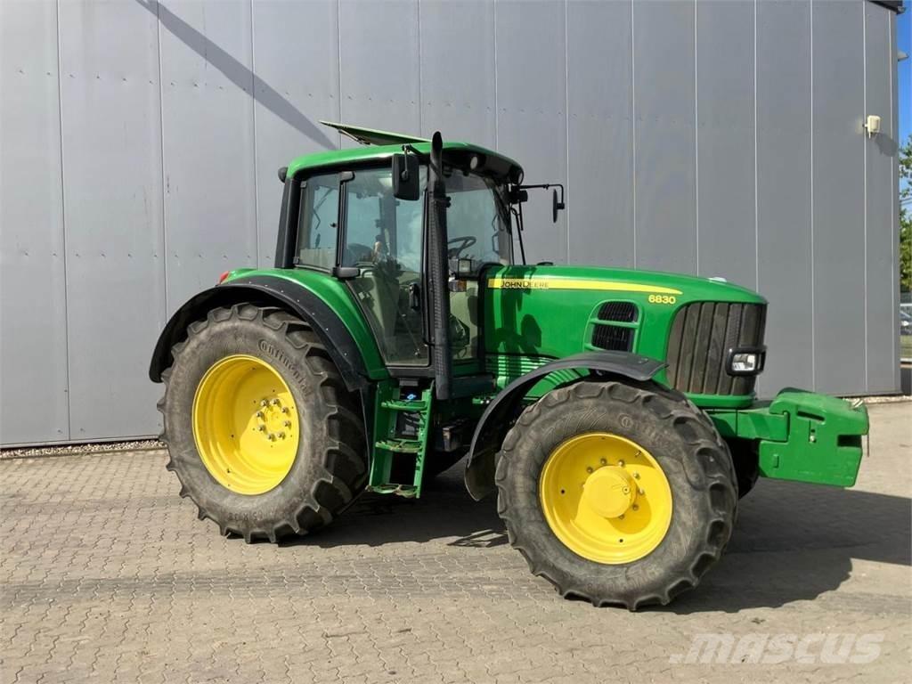 John Deere 6830 Traktoriai