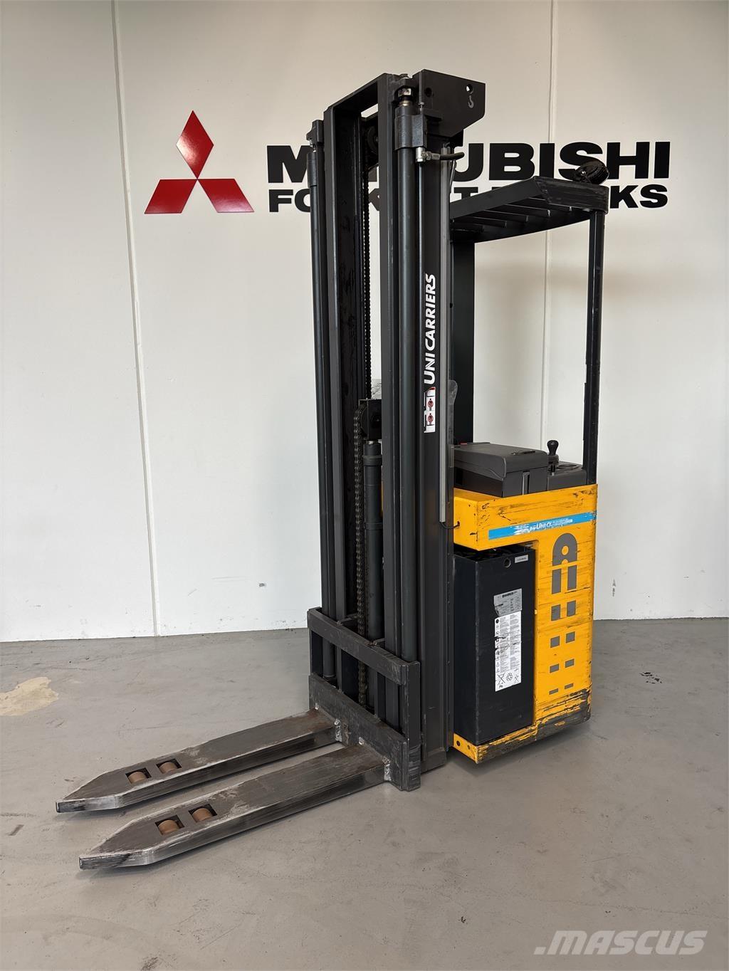 Atlet ASN200 Savaeigiai rietuvai