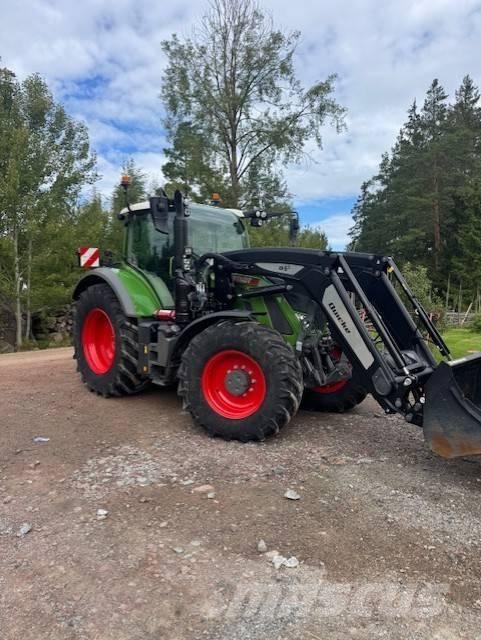 Fendt 716 Vario Traktoriai