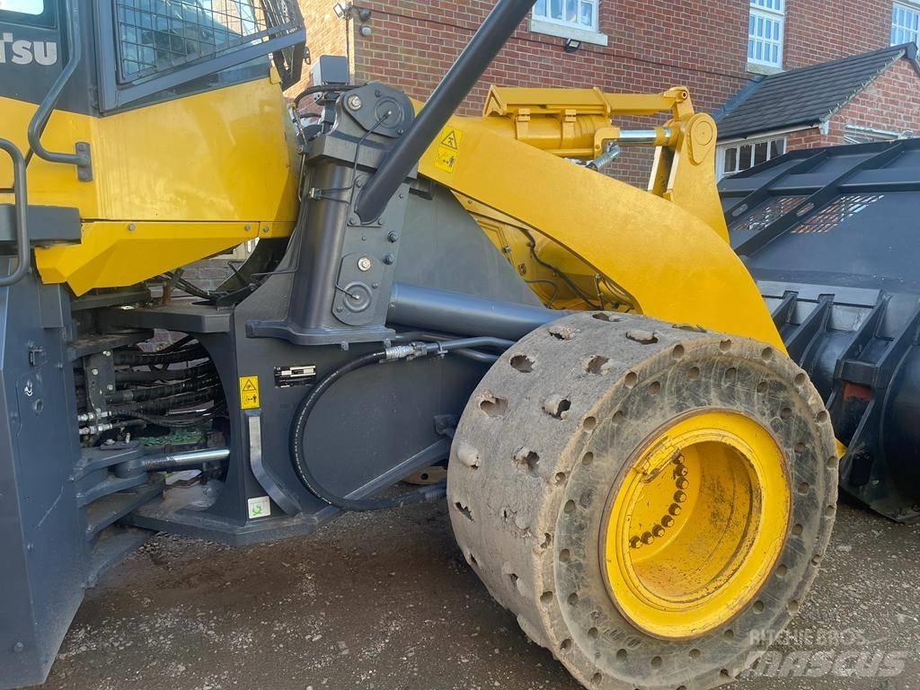 Komatsu WA 470 Naudoti ratiniai krautuvai