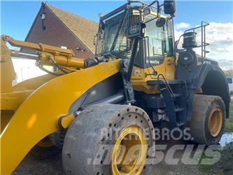 Komatsu WA 470 Naudoti ratiniai krautuvai
