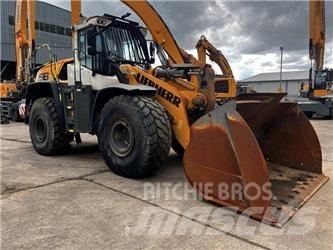 Liebherr L 566 Naudoti ratiniai krautuvai