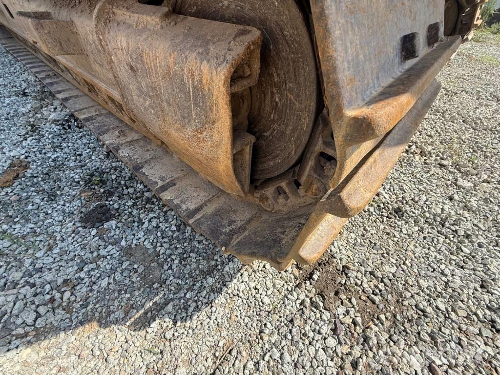 CAT 330FL Vikšriniai ekskavatoriai