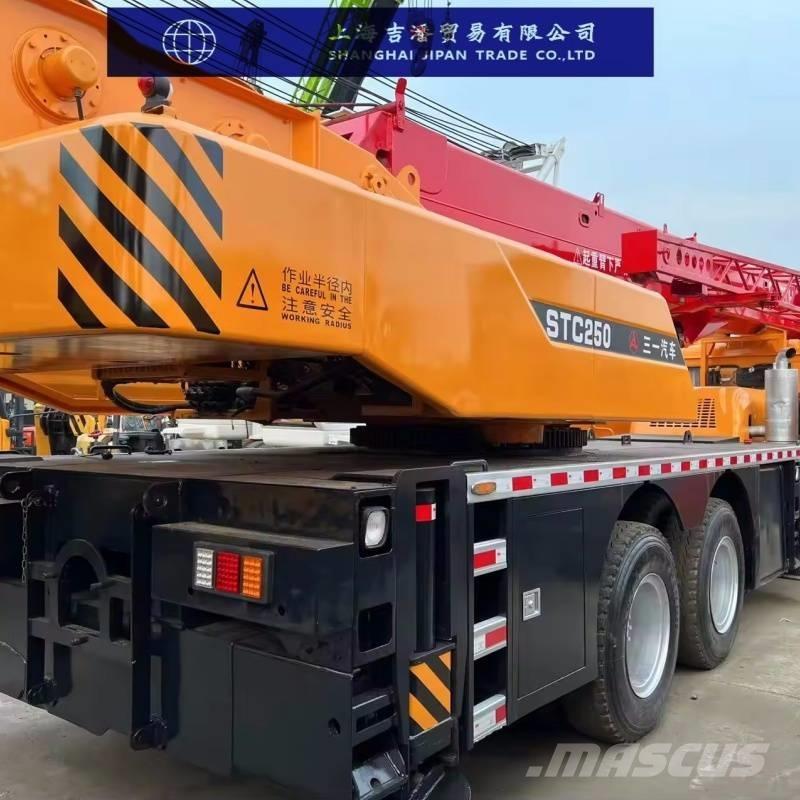 Sany STC 250 Visureigiai kranai
