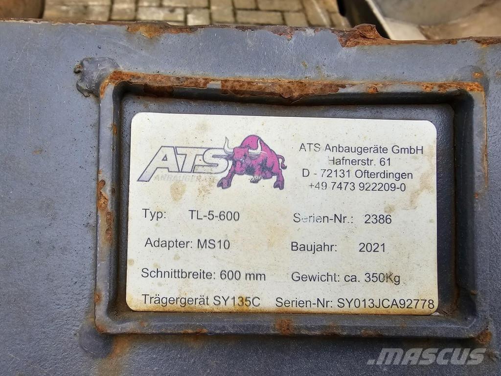 Sany SY135C Vikšriniai ekskavatoriai