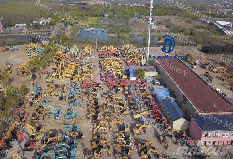 CAT 320 D Vidutinės galios ekskavatoriai 7-12 t
