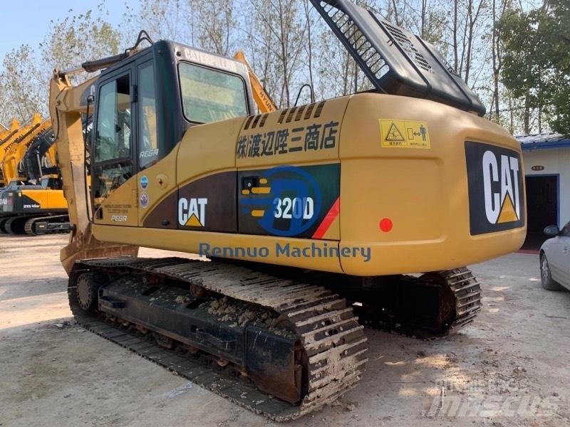 CAT 320 D Vidutinės galios ekskavatoriai 7-12 t