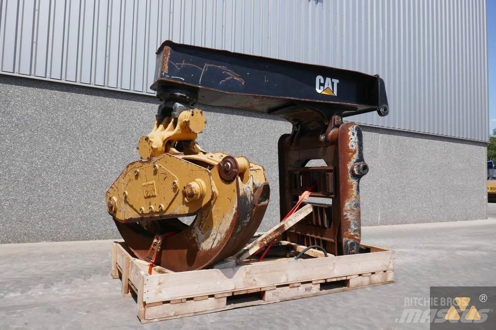 CAT 525D Grapple Transportas - Kita