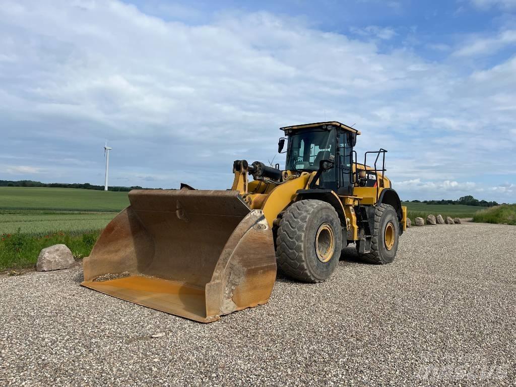 CAT 972 M Naudoti ratiniai krautuvai