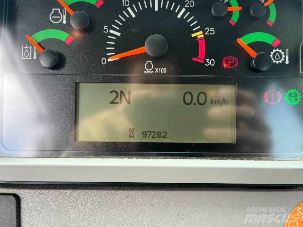 CAT 972 M Naudoti ratiniai krautuvai