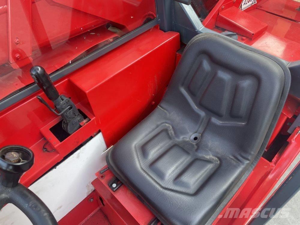 Manitou BT 420 Teleskopiniai krautuvai