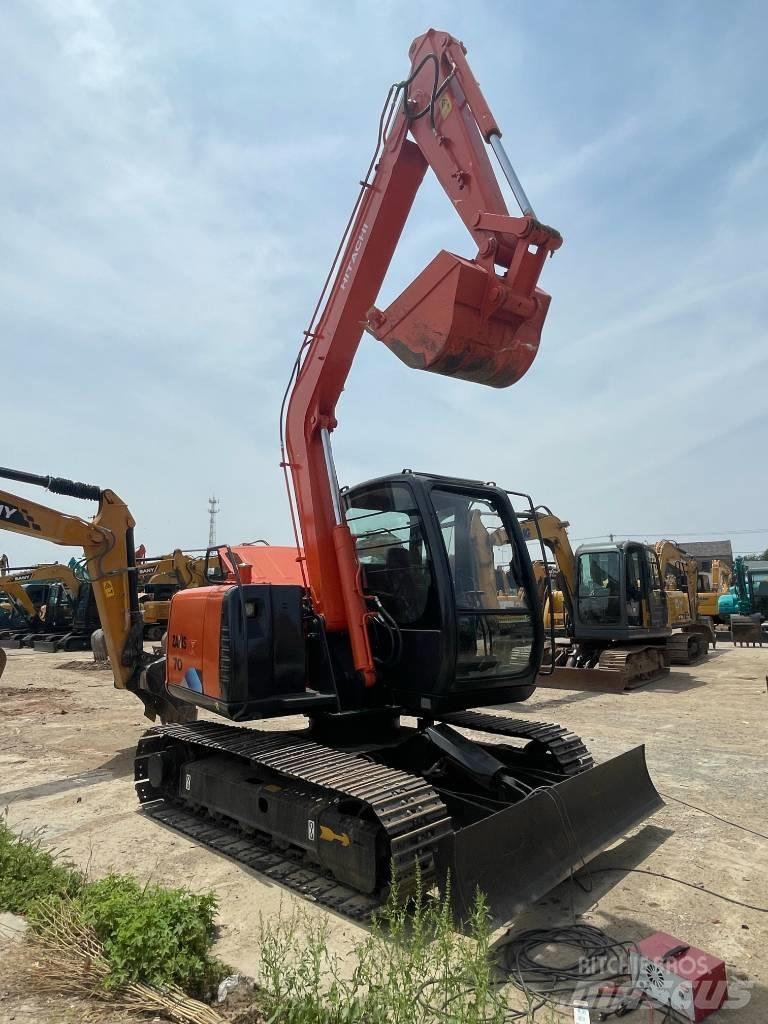 Hitachi ZX 70 Vidutinės galios ekskavatoriai 7-12 t