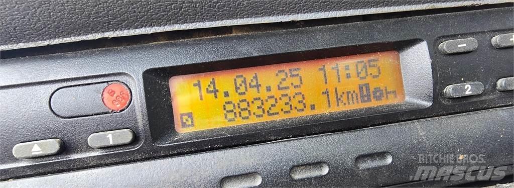 Sisu E12M 8X4 Savivarčių priekabų vilkikai