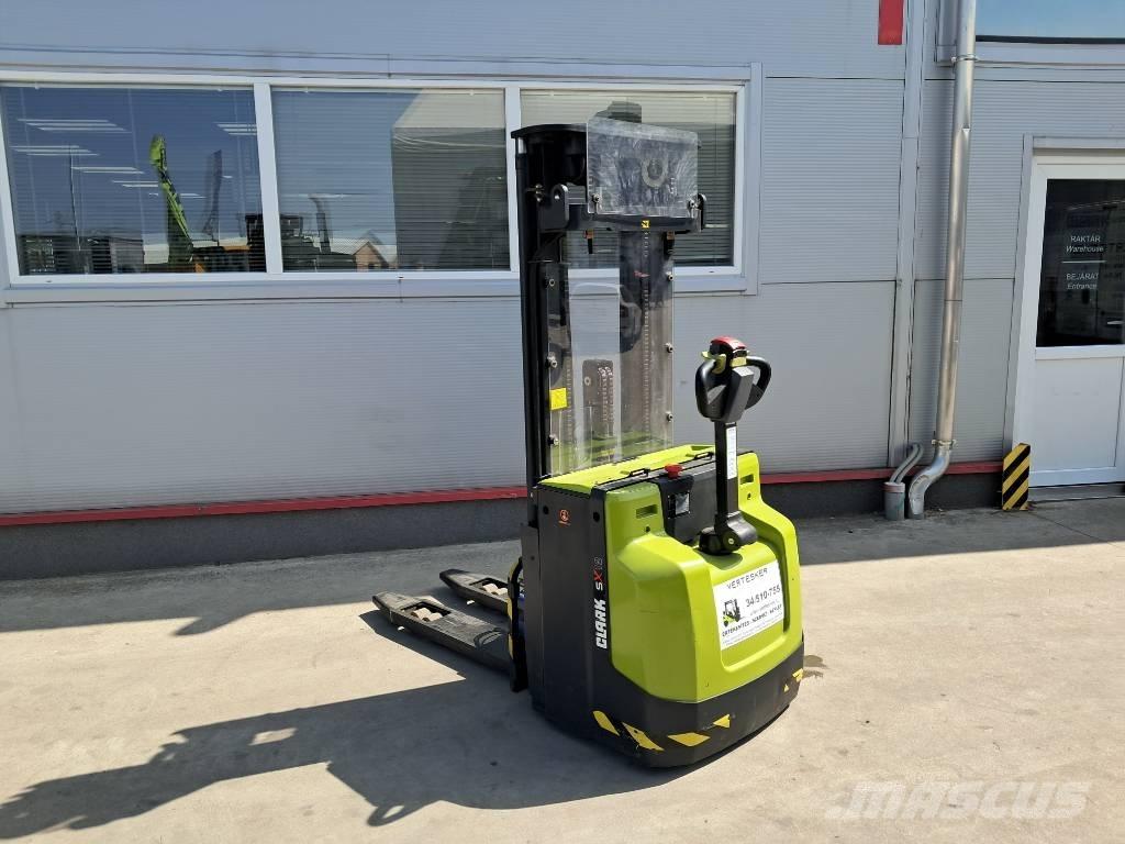 Clark SX 12 Elektriniai šakiniai krautuvai