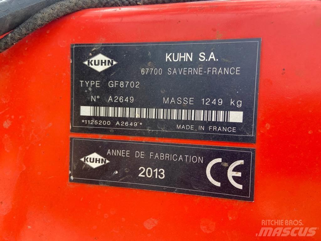 Kuhn GF8702 Šieno grėbliai ir vartytuvai
