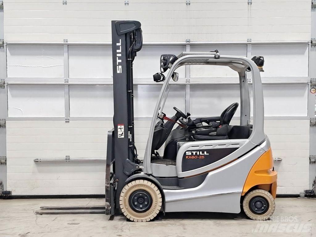Still RX60-25 Elektriniai šakiniai krautuvai