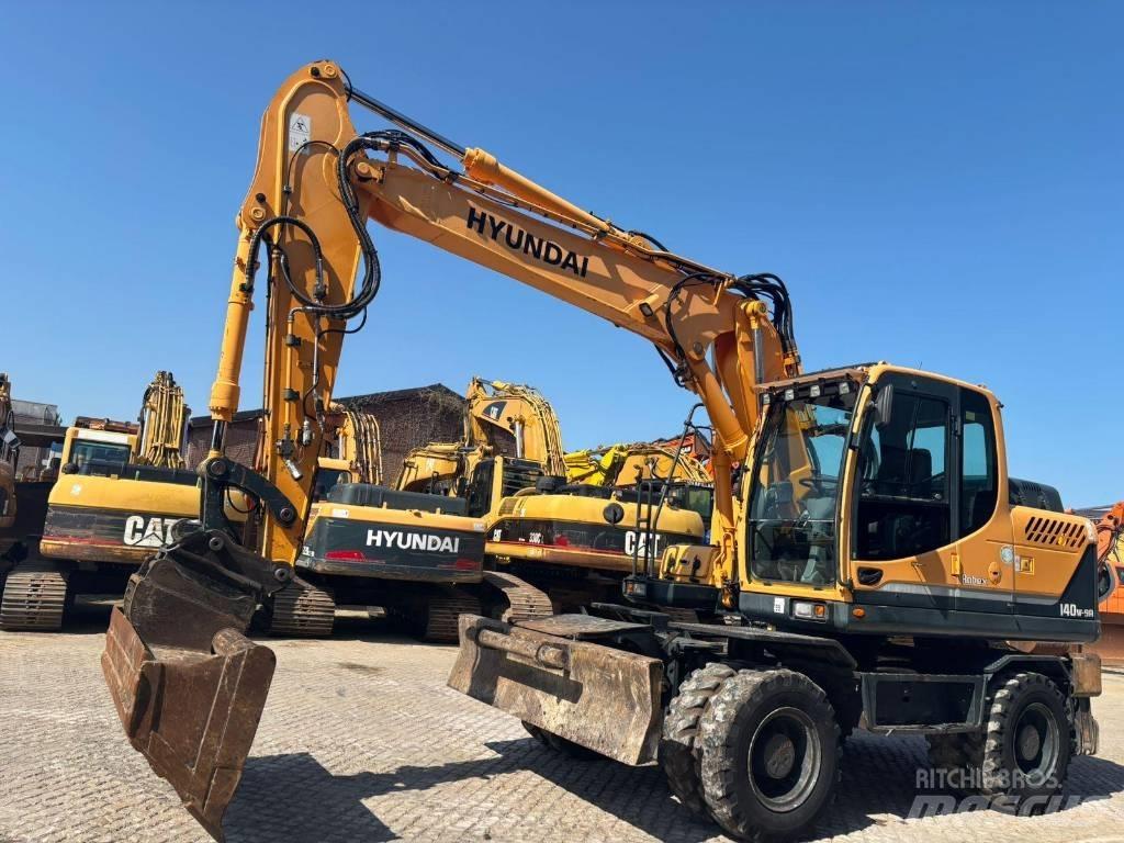 Hyundai 140W-9A Ratiniai ekskavatoriai