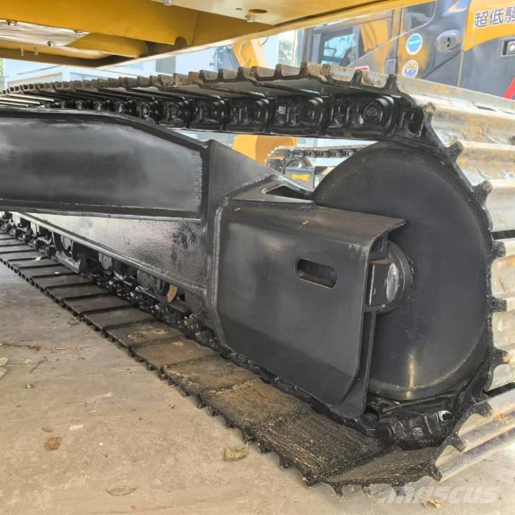 Komatsu PC 130-7 Vikšriniai ekskavatoriai