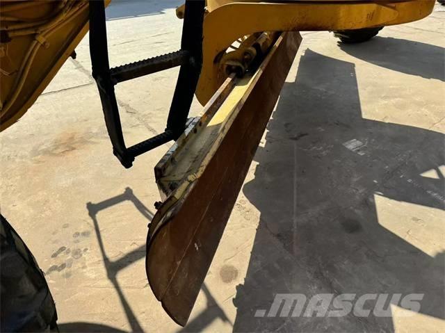 CAT 140 H VHP Greideriai