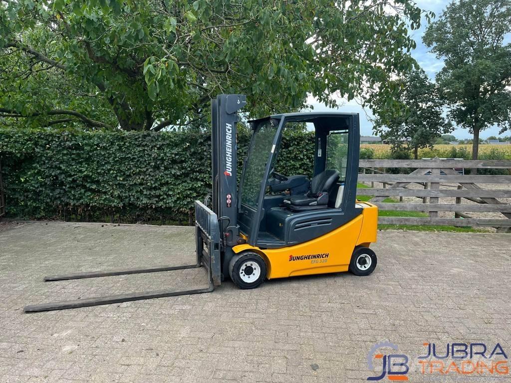Jungheinrich EFG 320 Elektriniai šakiniai krautuvai
