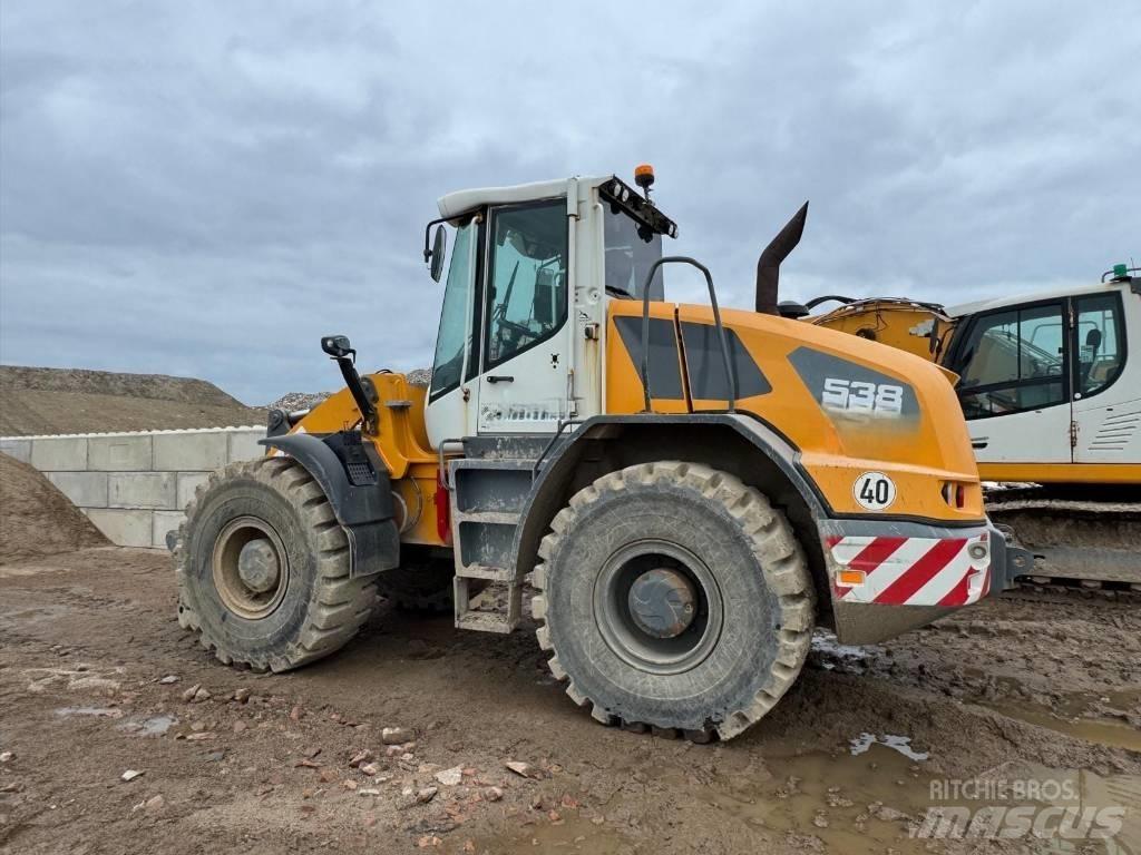 Liebherr L 538 Naudoti ratiniai krautuvai