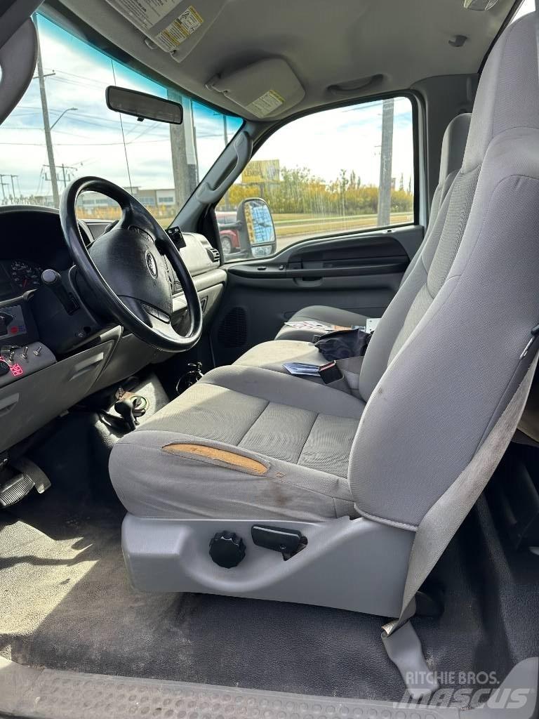 Ford F 550 XLT Platformos/ Pakrovimas iš šono