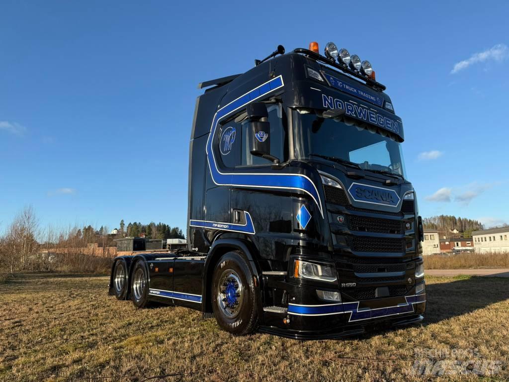 Scania R 650 Naudoti vilkikai