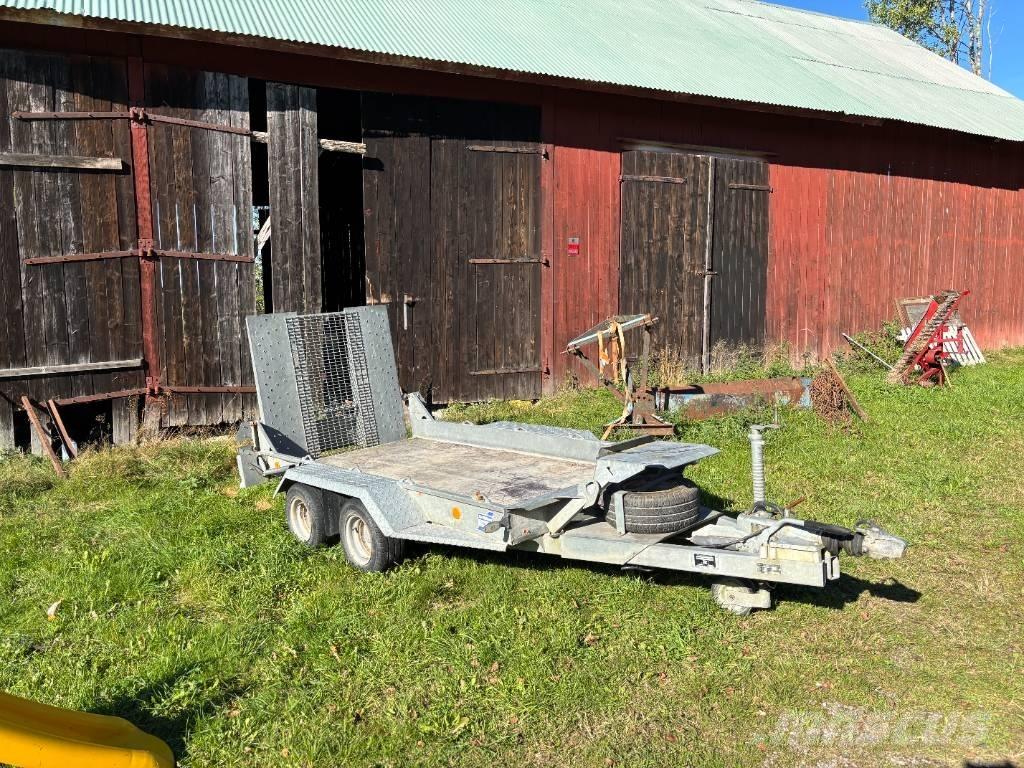 Ifor Williams 2 HB Mažų aukščių krautuvai