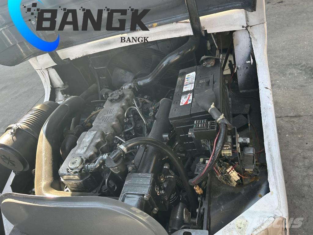 TCM FD30T3C Dyzeliniai krautuvai