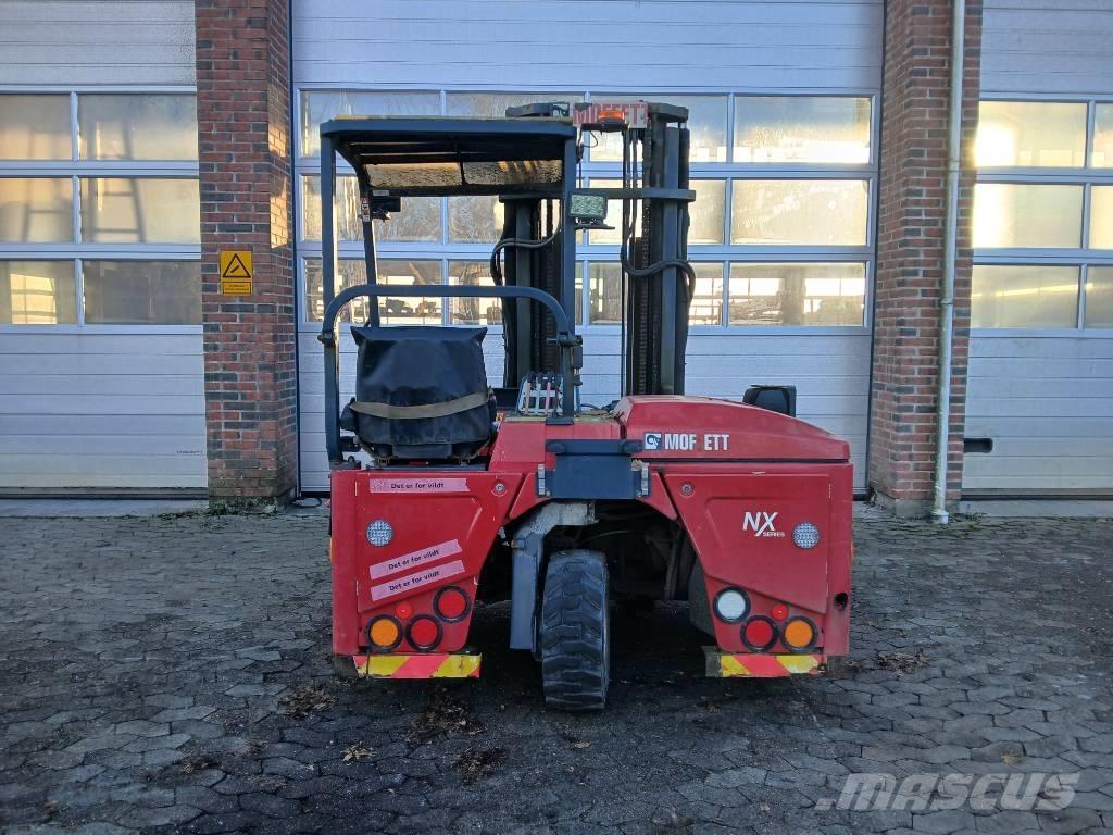 Moffett M4 25.3 NX Dyzeliniai krautuvai