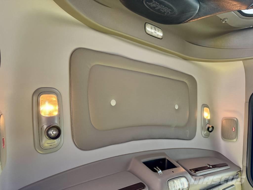 Peterbilt 389 Naudoti vilkikai