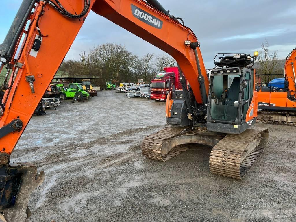Doosan DX 235 Vikšriniai ekskavatoriai