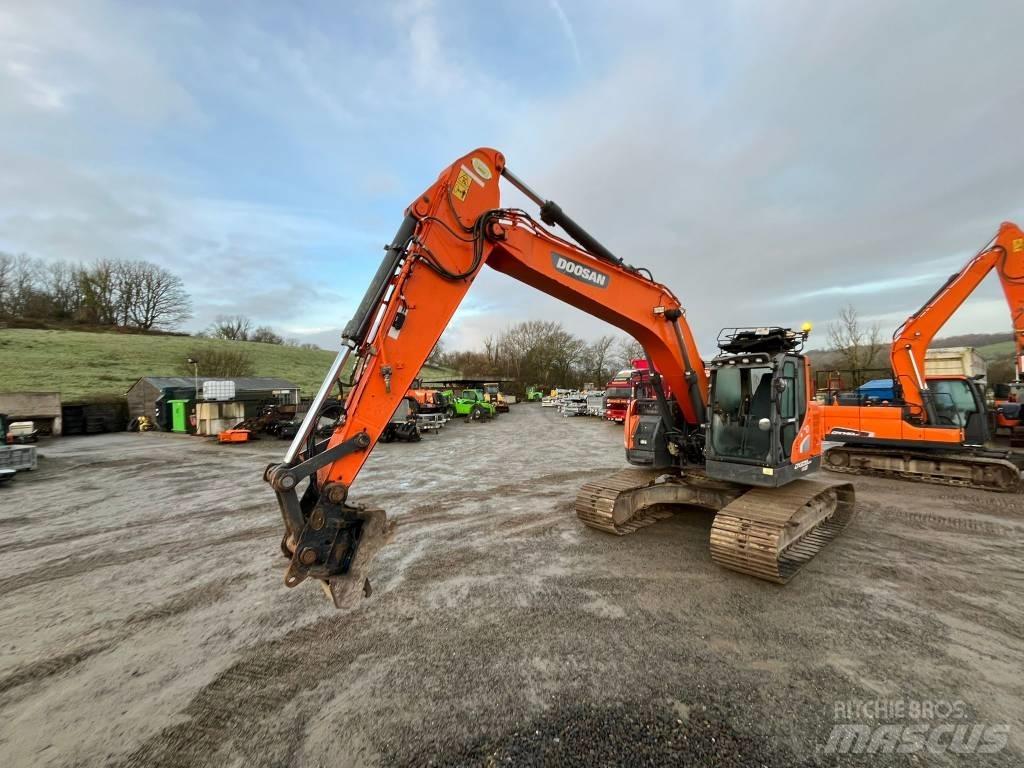 Doosan DX 235 Vikšriniai ekskavatoriai
