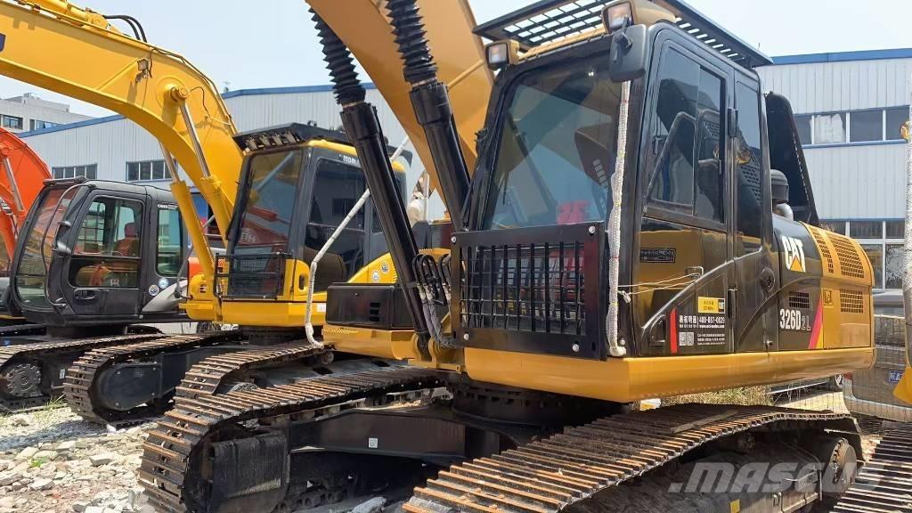 CAT 326D Vikšriniai ekskavatoriai