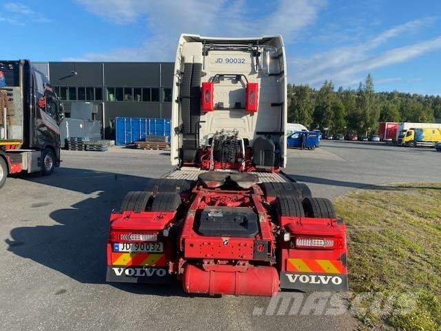 Volvo FH116 650 Naudoti vilkikai