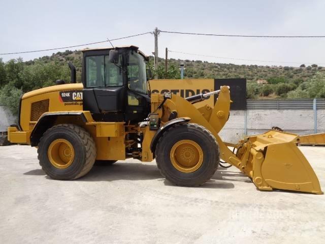 CAT 924 K Naudoti ratiniai krautuvai