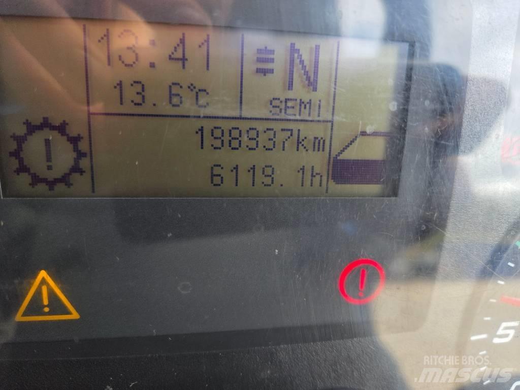 Iveco 75E 16 Savivarčių priekabų vilkikai