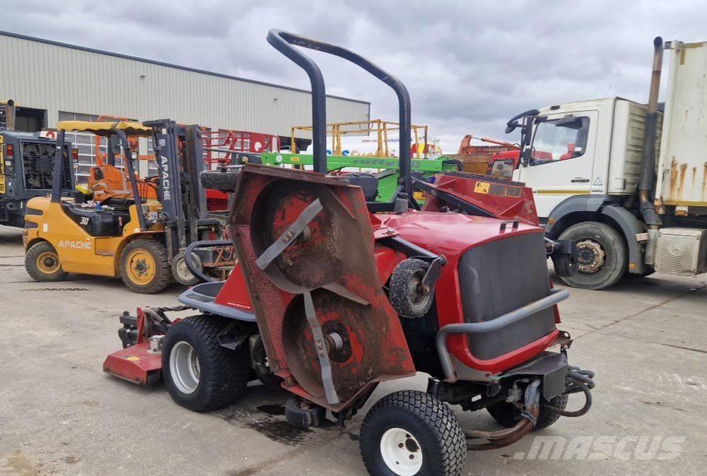 Toro R3240T Žoliapjovės su lankstiniu vairavimo mechanizmu
