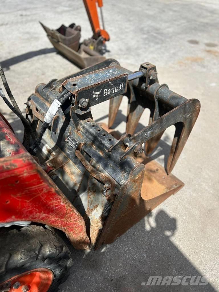 Bobcat S 70 Krautuvai su šoniniu pasukimu