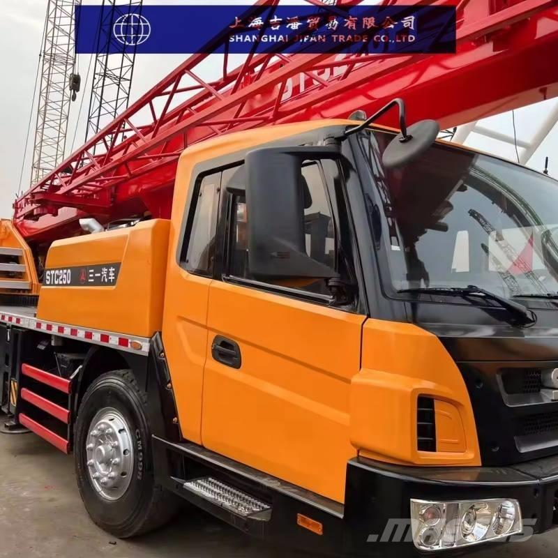 Sany STC 250 Visureigiai kranai
