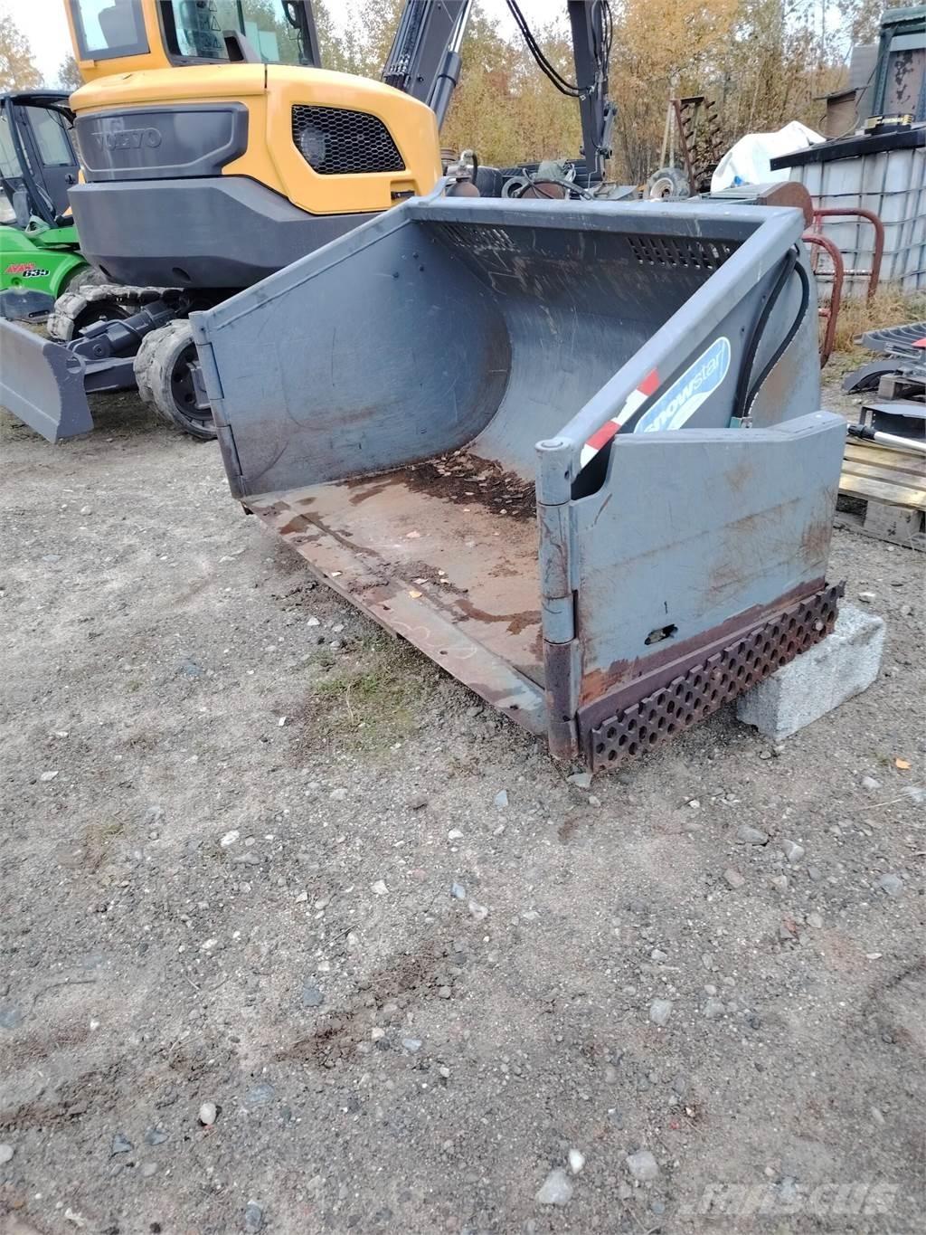 Volvo L30G Naudoti ratiniai krautuvai